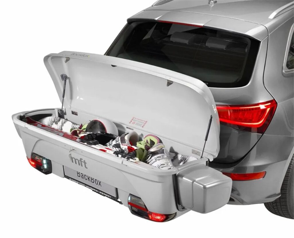 BackBox na hak – nietypowy box, który pomieści także narty