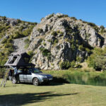 Namiot dachowy Roof Space – wygodna alternatywa dla klasycznego biwakowania